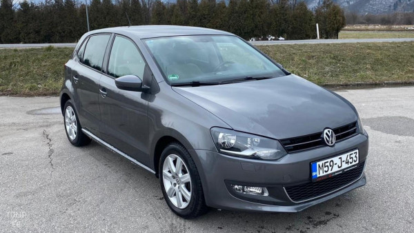 فولكس فاجن بولو